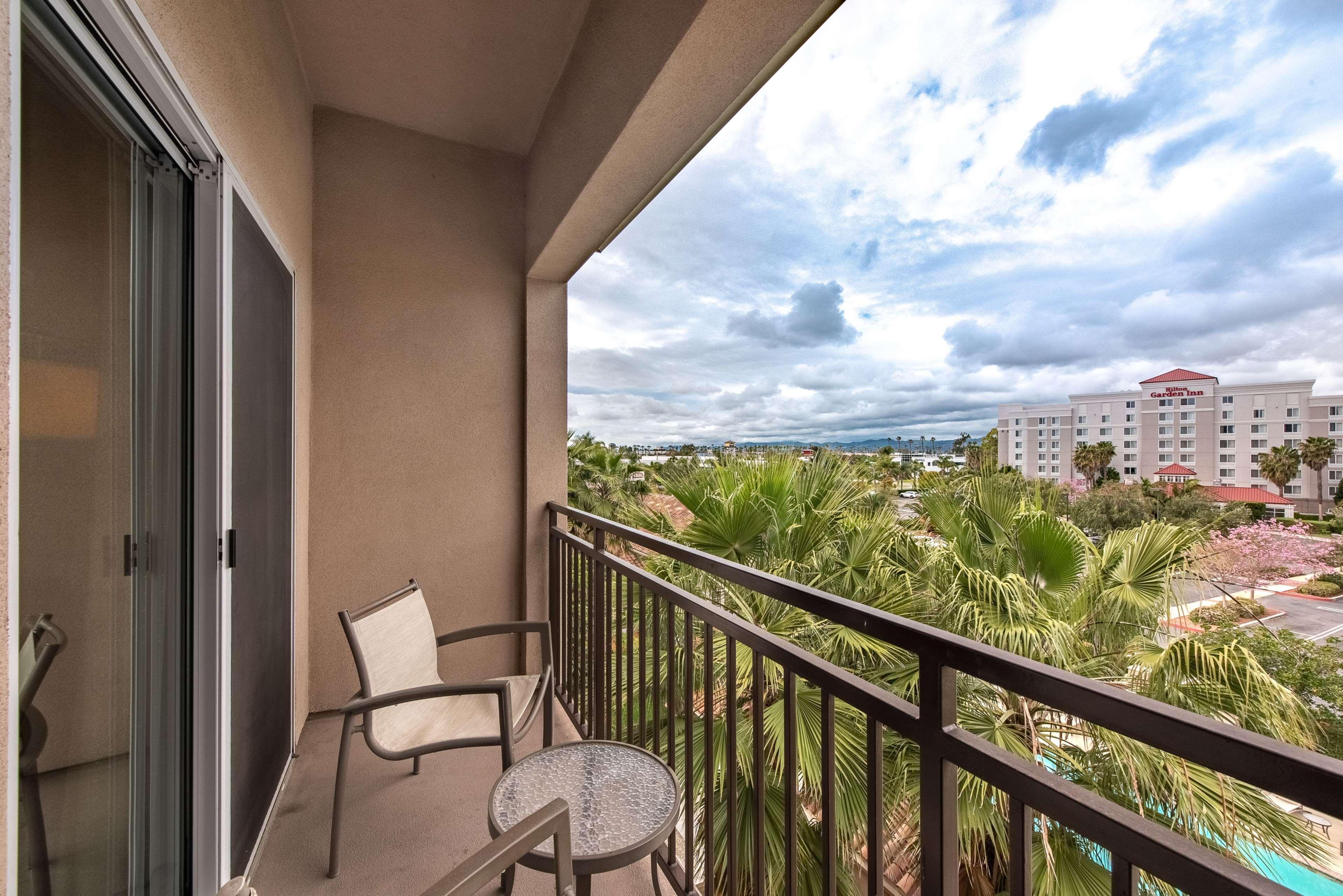 Homewood Suites By Hilton Oxnard/Camarillo Bagian luar foto