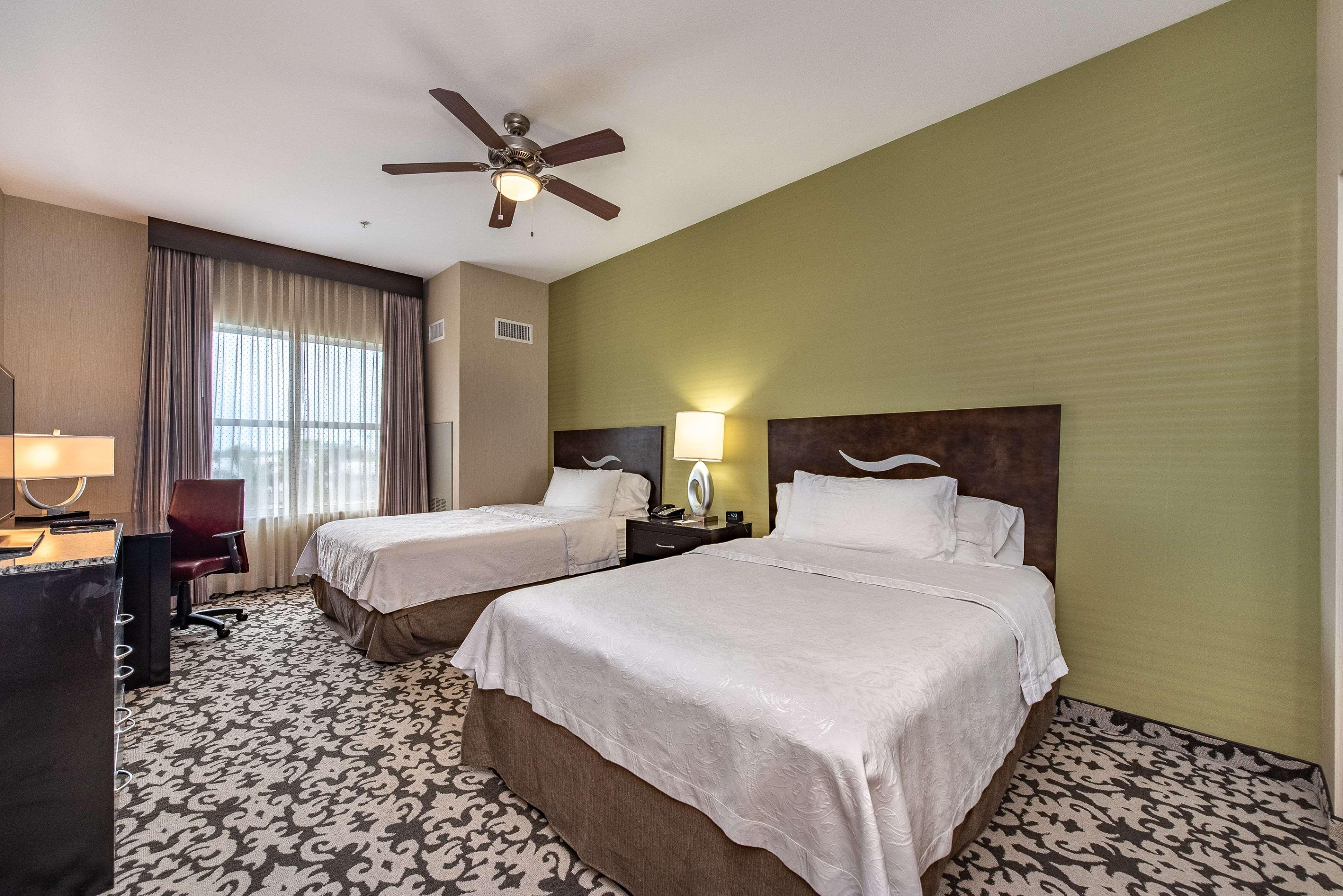 Homewood Suites By Hilton Oxnard/Camarillo Bagian luar foto