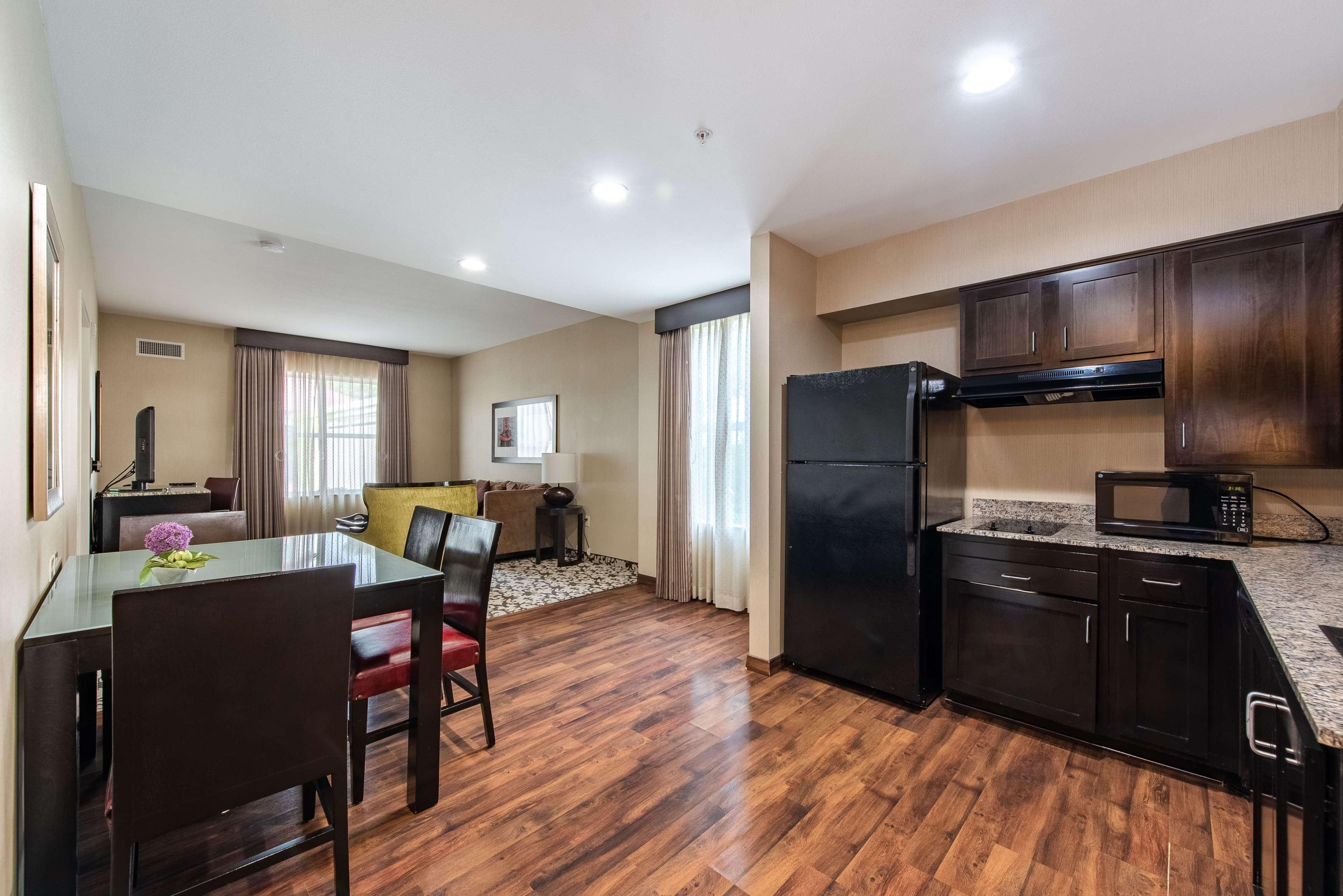 Homewood Suites By Hilton Oxnard/Camarillo Bagian luar foto