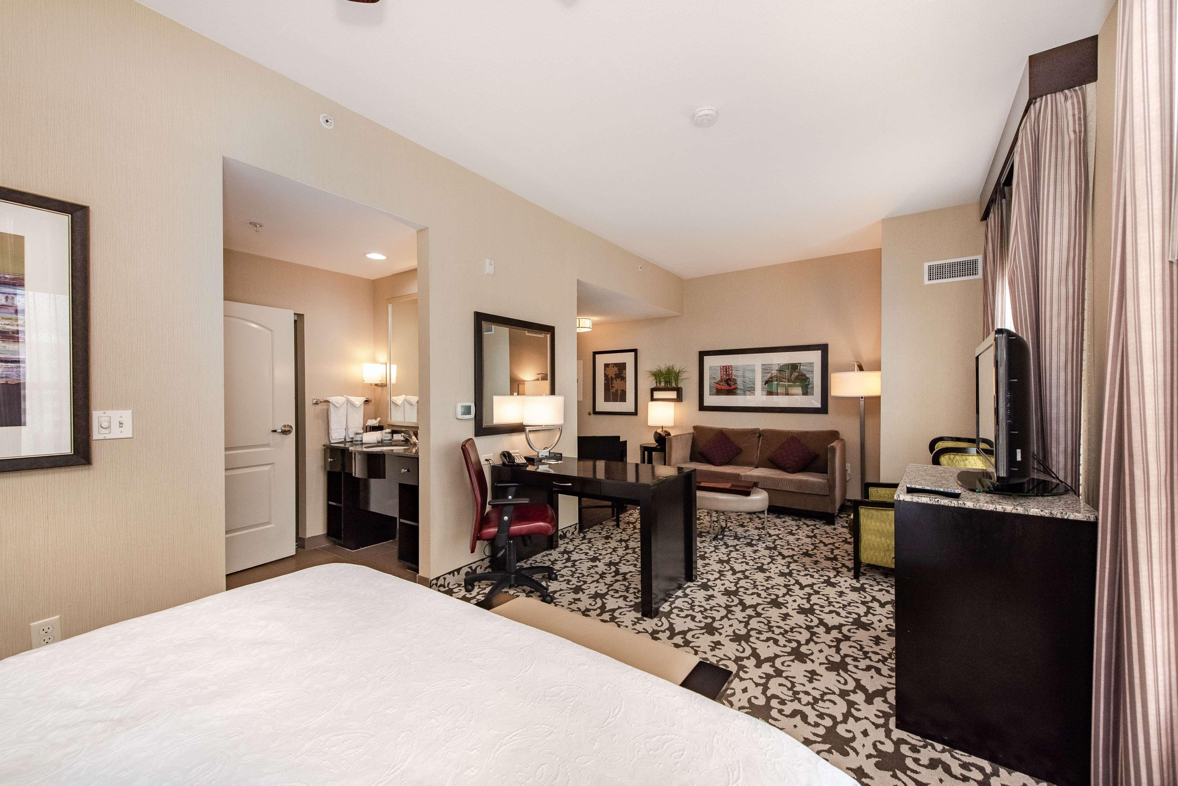 Homewood Suites By Hilton Oxnard/Camarillo Bagian luar foto